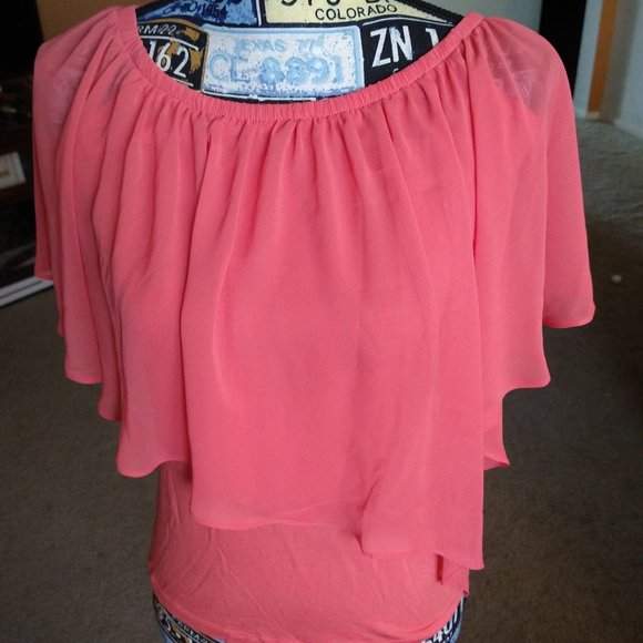 Thalia Sodi Tops - BNWT - THALIA SODI - CORE FASHION - FLOWY SHIRT - CORAL - SIZE XS